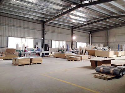 長?，F(xiàn)代生產(chǎn)廠房