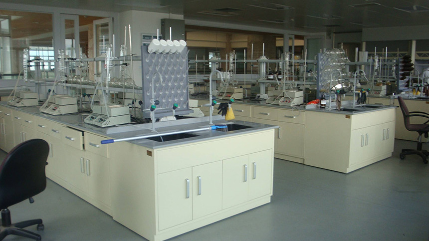 張家界市陽(yáng)湖坪污水處理廠在長(zhǎng)?，F(xiàn)代采購(gòu)實(shí)驗(yàn)室通風(fēng)柜